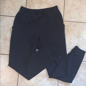 Men’s Lulu Lemon joggers